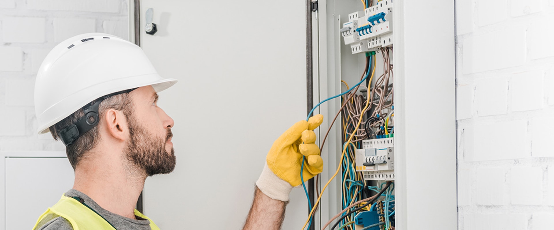 Residential Electricians: Ensuring Safety and Efficiency in Your Home's Electrical System