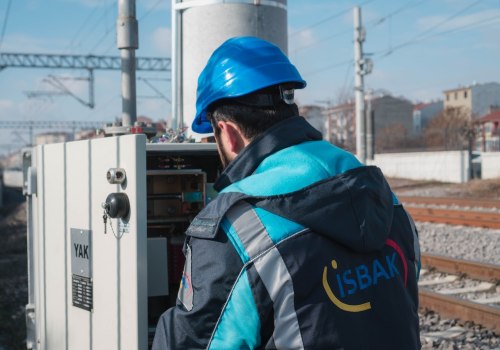 Maximizing Your Home's Energy Efficiency With The Help Of A Residential Electrician